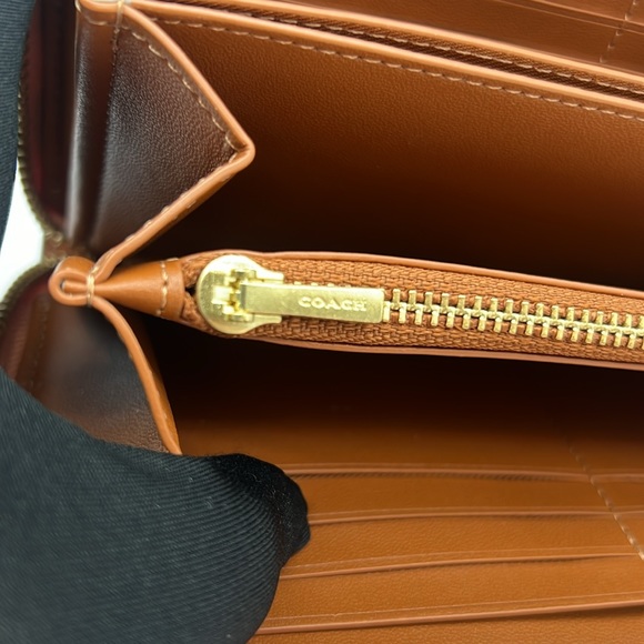 Coach Accordion Zip Wallet Brass/Faded Orange - Picture 9 of 16